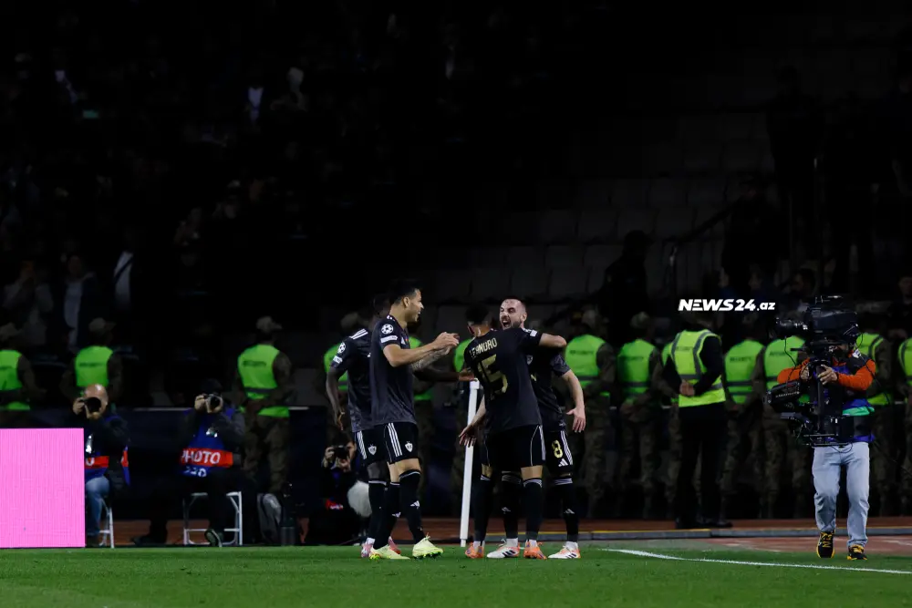 "Qarabağ" - "Çelsi" oyunundan fotolar