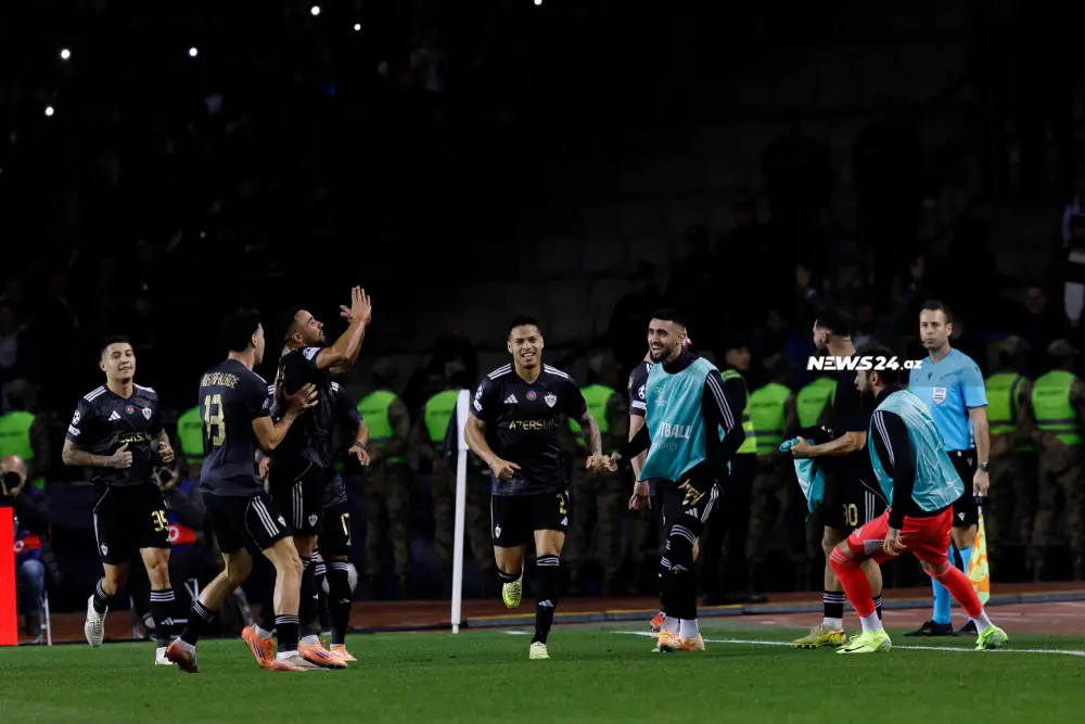 "Qarabağ" - "Çelsi" oyunundan fotolar