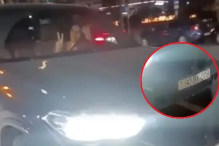 “Zor edirəm, çək!” – Bakıda qadın sürücüdən inanılmaz hərəkət – Video