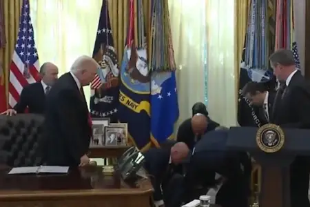 Ağ Evdə ürəyi getdi, Tramp təşvişə düşdü -– Video