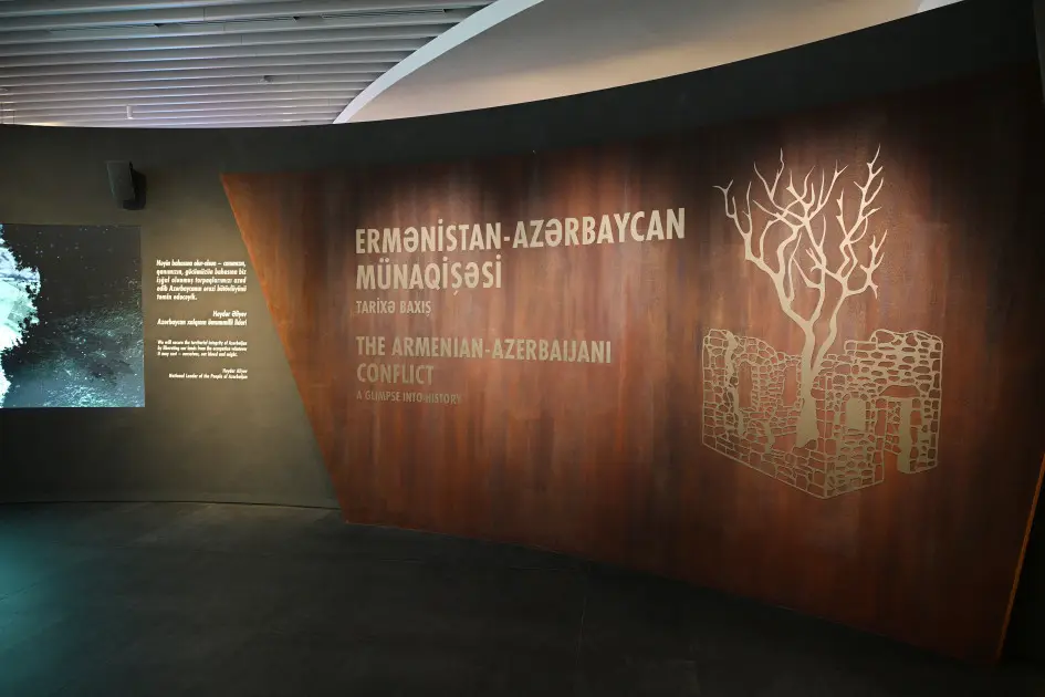 Bakıda Zəfər muzeyi açıldı - Fotolar