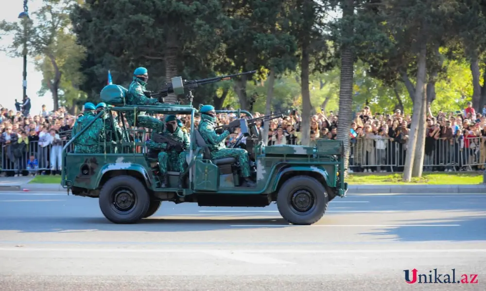 Paradda nümayiş olunan texnikalar - Fotolar