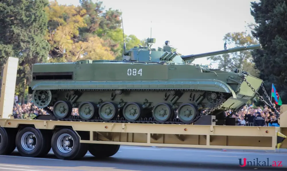 Paradda nümayiş olunan texnikalar - Fotolar