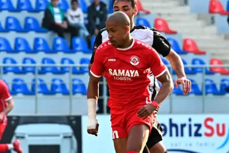 “Araz-Naxçıvan” “Karvan-Yevlax”a qalib gəldi