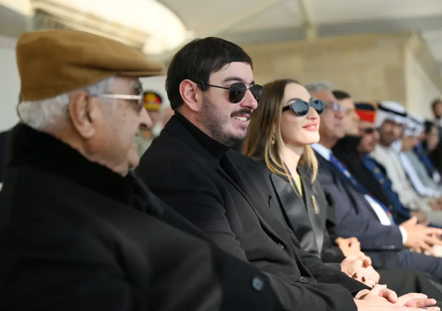 Prezidentlə ailəsinin paraddan yeni - Fotoları