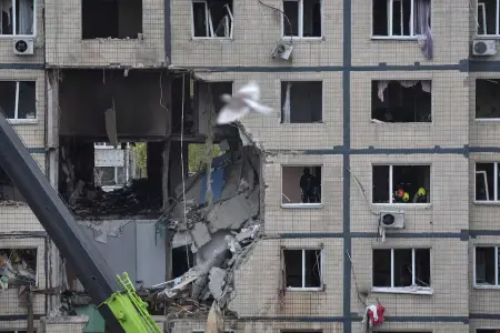 Ukraynaya yüzlərlə raket atıldı 