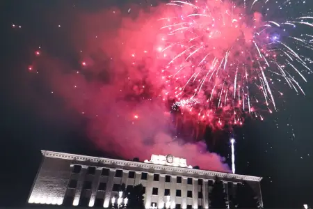 Xankəndidə Zəfər Günü atəşfəşanlıqla qeyd edildi