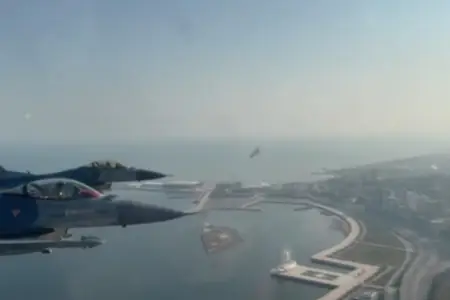 Türkiyə MN Bakıda hərbi paradda F-16-dan çəkilmiş videogörüntü yaydı