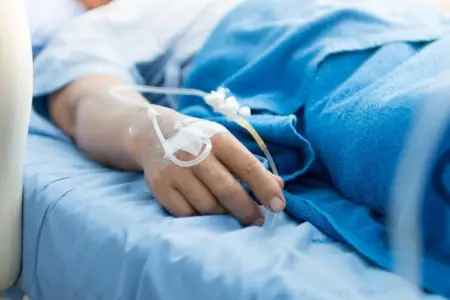 16 yaşlı oğlanı bıçaqlayan dostu tutuldu