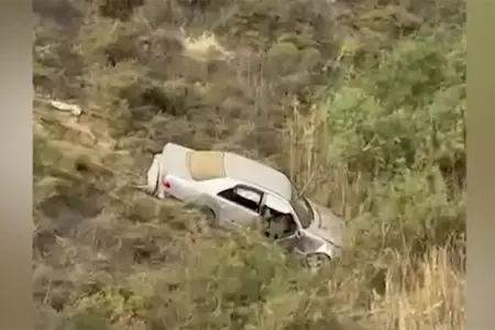 Bakıda maşın dərəyə aşdı - Sürücü öldü - Video