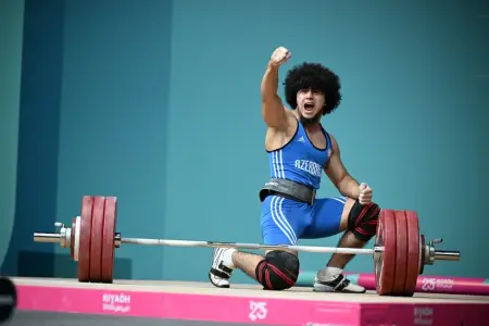 İslam Həmrəyliyi Oyunlarında azərbaycanlı idmançı gümüş medal qazandı 