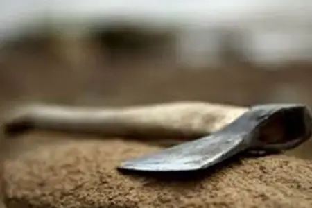 Qubada hadisə: 34 yaşlı baltalandı