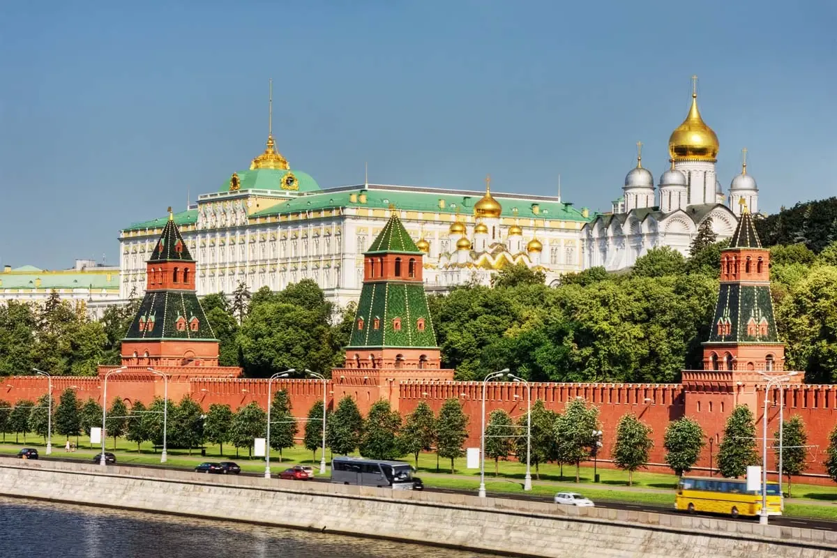 Gizli sorğu Kremli məyus etdi: əhalinin yarıdan çoxu narazıdır