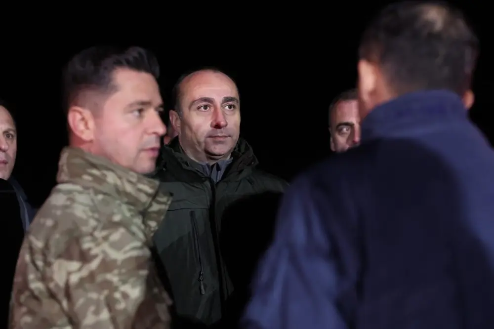 Gela Geladze təyyarə qəzasının baş verdiyi ərazidə – Fotolar