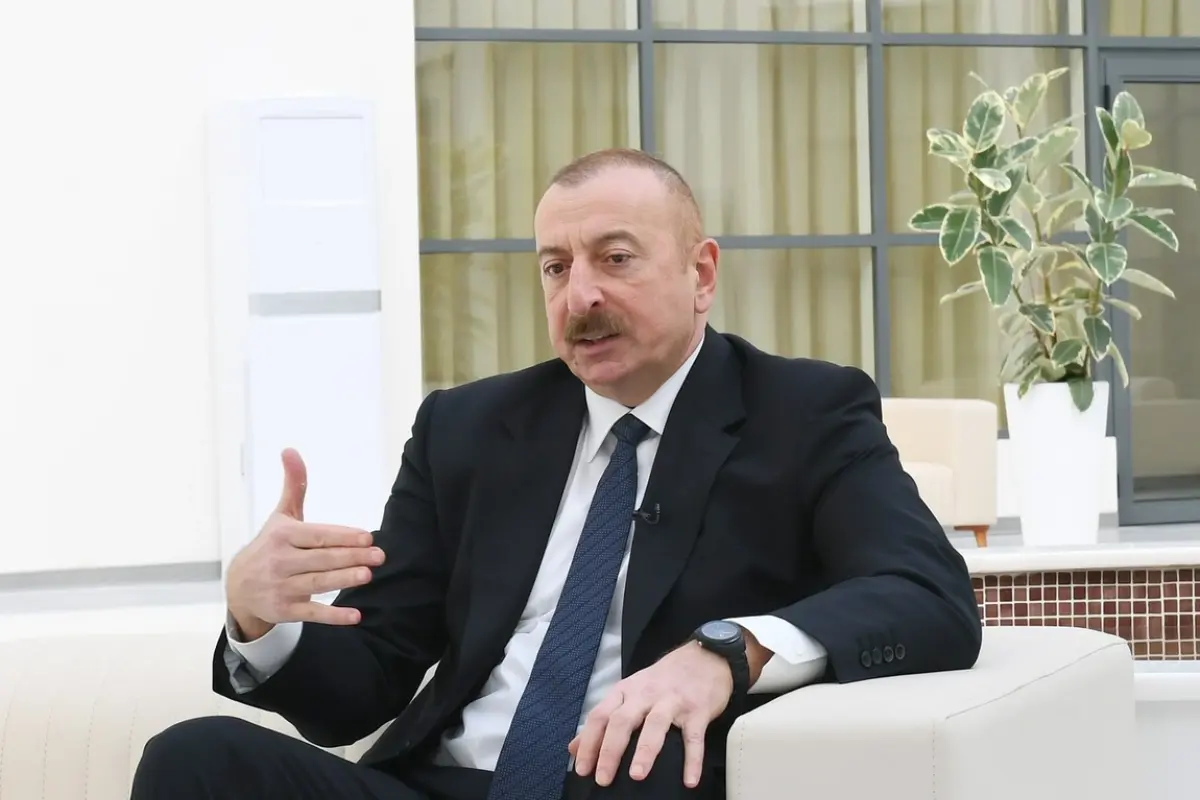 İlham Əliyev: "Əkin-biçin üçün yararlı olan torpaqlarda bəzi məmurlar özləri üçün imarətlər inşa ediblər"