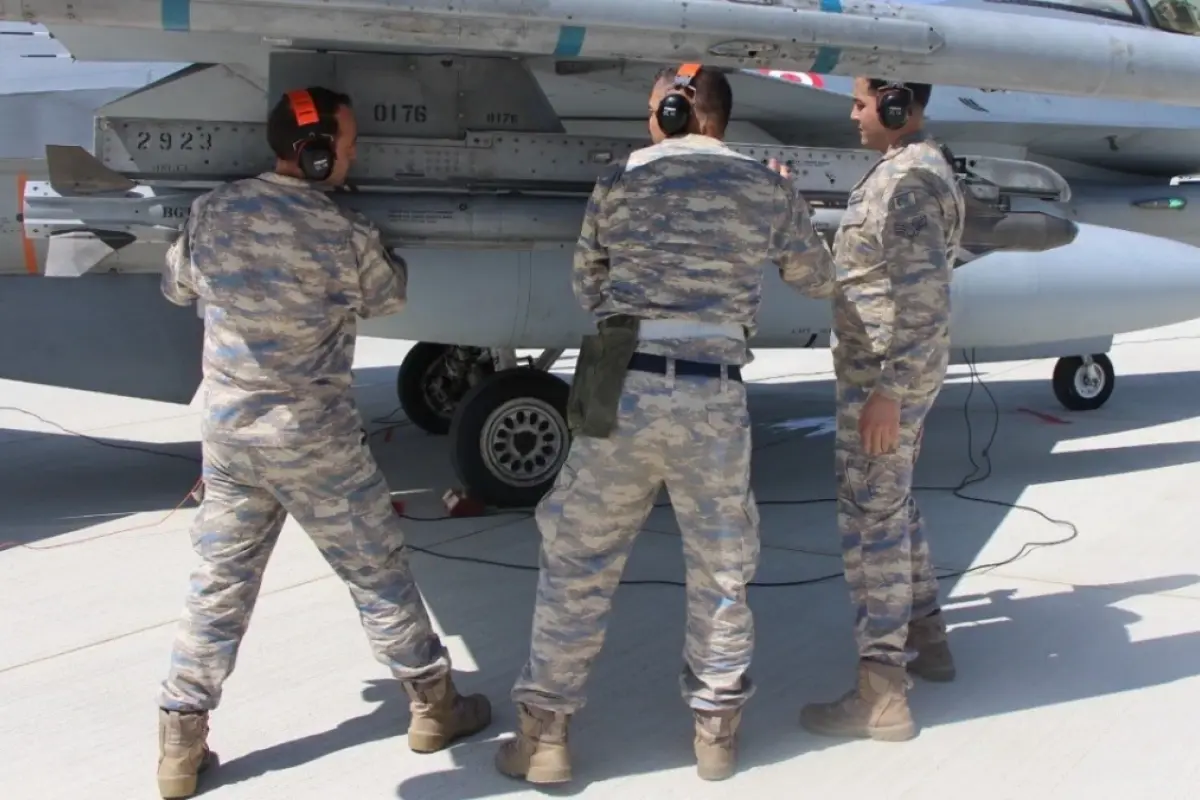 Qəzaya uğrayan təyyarə ilə bağlı diqqətçəkən detal: 20 hərbçidən 10-u...