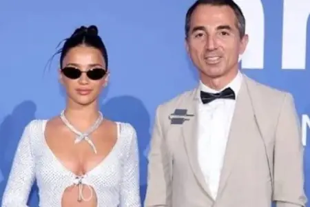 Adnan Əhmədzadənin həyat yoldaşı Azərbaycanı tərk etdi