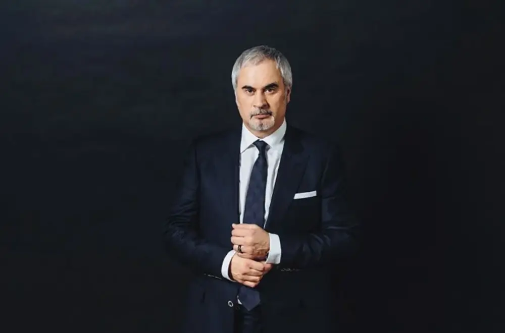 Əməkdar artist müalicə üçün klinikaya yarım milyon ödədi - Foto