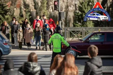Yol polisi piyadalara xəbərdarlıq etdi
