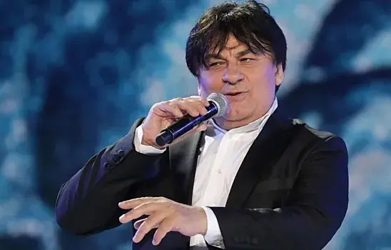 74 yaşlı Xalq artisti uşaqlara görə məhkəməlik oldu - Foto