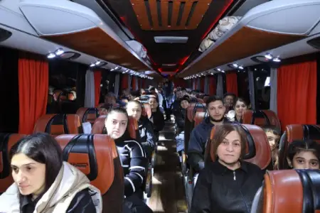 Məmmədbəyli və Xıdırlı kəndlərinə növbəti köç karvanları yola salındı