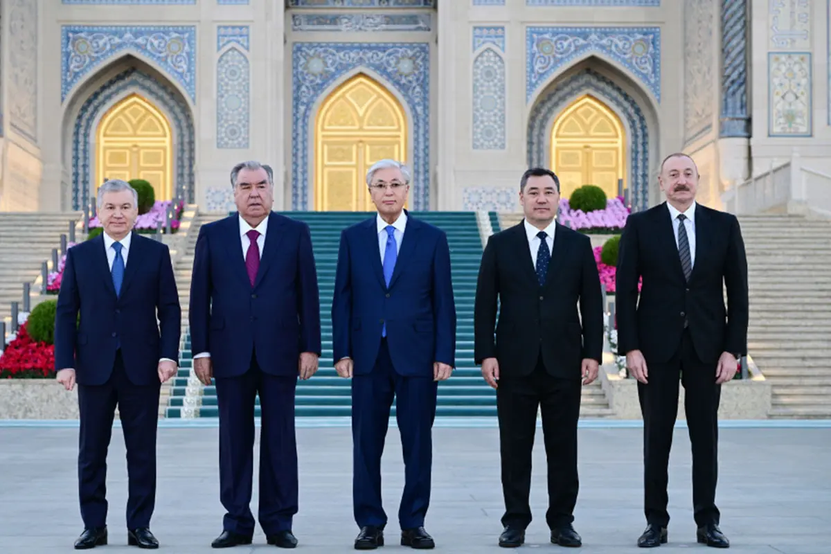 Prezident həmkarları ilə İslam Sivilizasiyası Mərkəzində - Fotolar