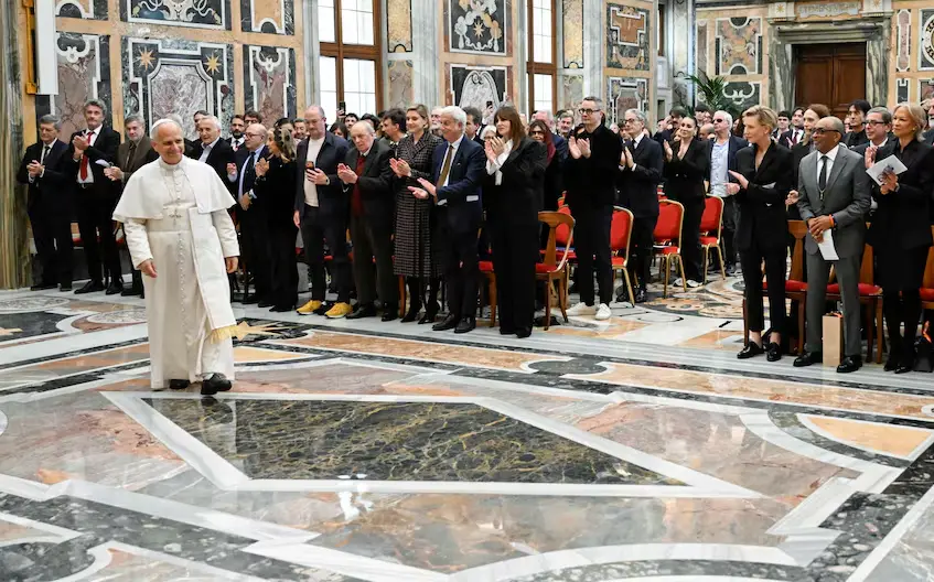 Hollivud ulduzları Vatikanda: Papa görüş keçirdi – Fotolar