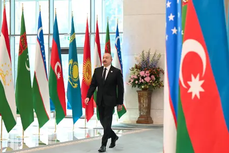 İlham Əliyev liderlərin iclasında - Fotolar - Yeniləndi 2