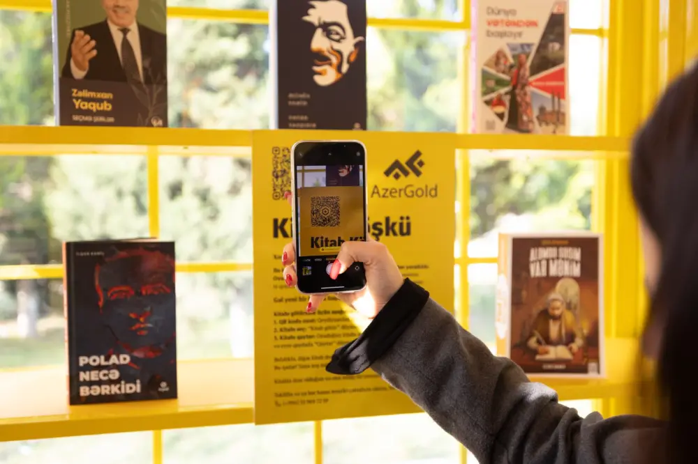 “AzerGold”un təşəbbüsü ilə Göygöldə interaktiv kitab köşkü istifadəyə verildi - Foto