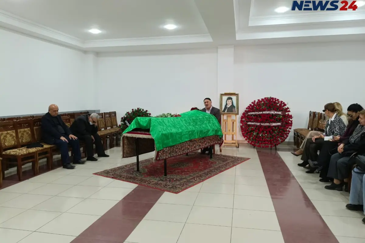 Xalq artisti Roza Cəlilova ilə vida mərasimi keçirilir - Foto 