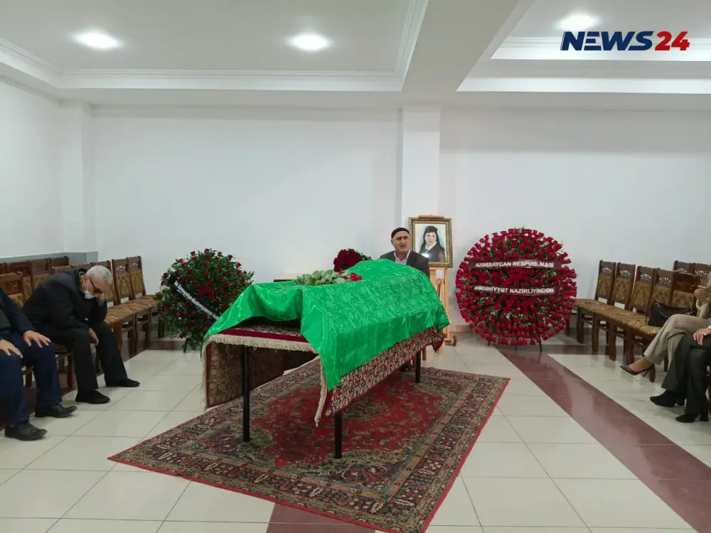 Xalq artisti Roza Cəlilova ilə vida mərasimi keçirilir - Foto 