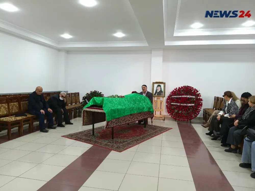 Xalq artisti Roza Cəlilova ilə vida mərasimi keçirilir - Foto 