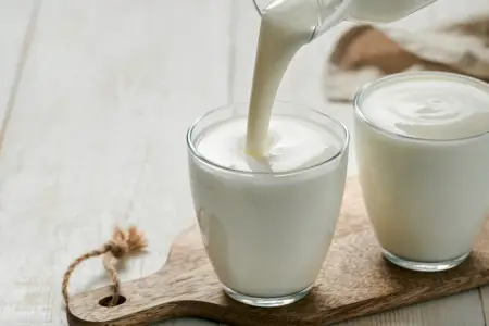 Antibiotik qəbul edirsinizsə, süd içməyin – təhlükəli təsir açıqlandı