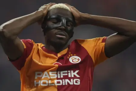 Osimhenin son durumu - Derbiyə çıxıb-çıxmayacağı sual altındadır