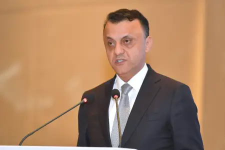 Vüqar Qurbanov yeni mərkəzlərdən danışdı 