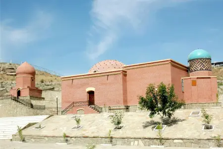 50 abidənin pasportu hazırlanır - Fotolar