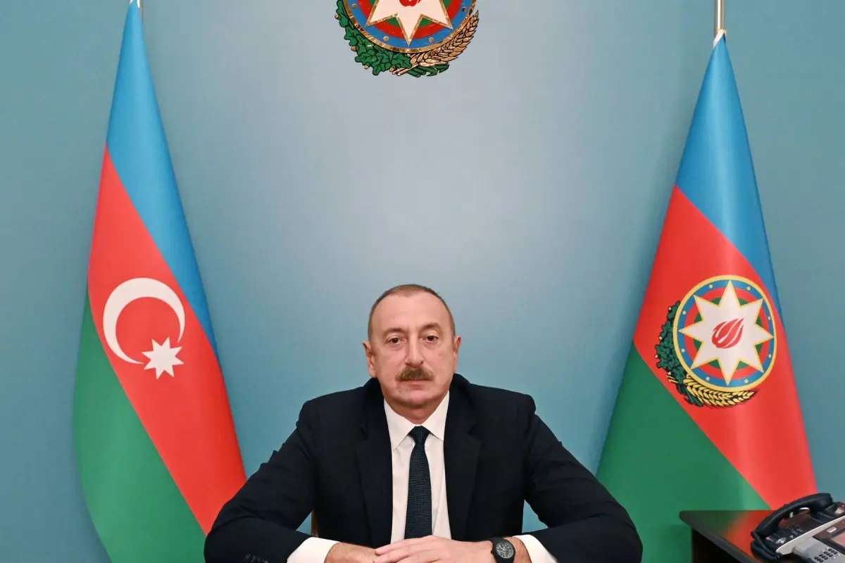 "Hazırda media mühiti sürətli transformasiyaya məruz qalır" - Prezident