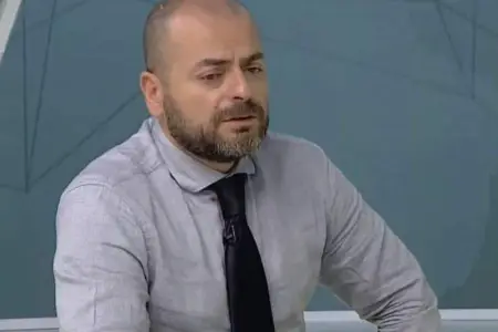 Yasamaldakı yanan binada olan jurnalist: "Tüstüdə ölüb-dirildik"