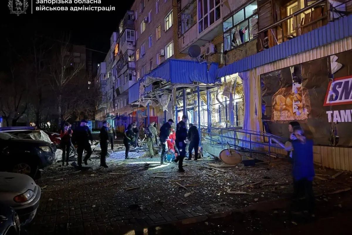 Rusiya Zaporojyeyə zərbə endirdi: yaralananlar var