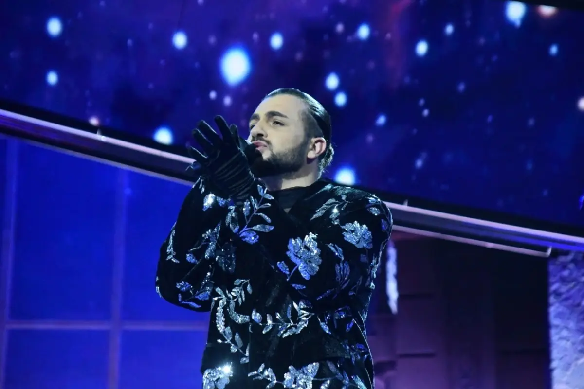 Musiqi müsabiqəsində maraqlı anlar: azərbaycanlı münsifdən erməni iştirakçıya jest – Video