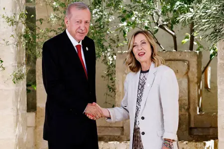 Ərdoğan Meloni ilə görüşdü
