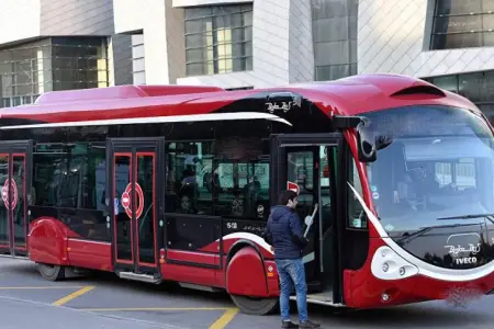 Sərnişinlə "BakuBus" sürücüsü arasında mübahisə - Video - Yeniləndi 