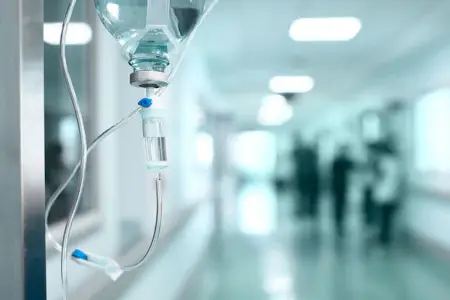 40-dan çox adam qidadan zəhərləndi - Bu ölkədə 