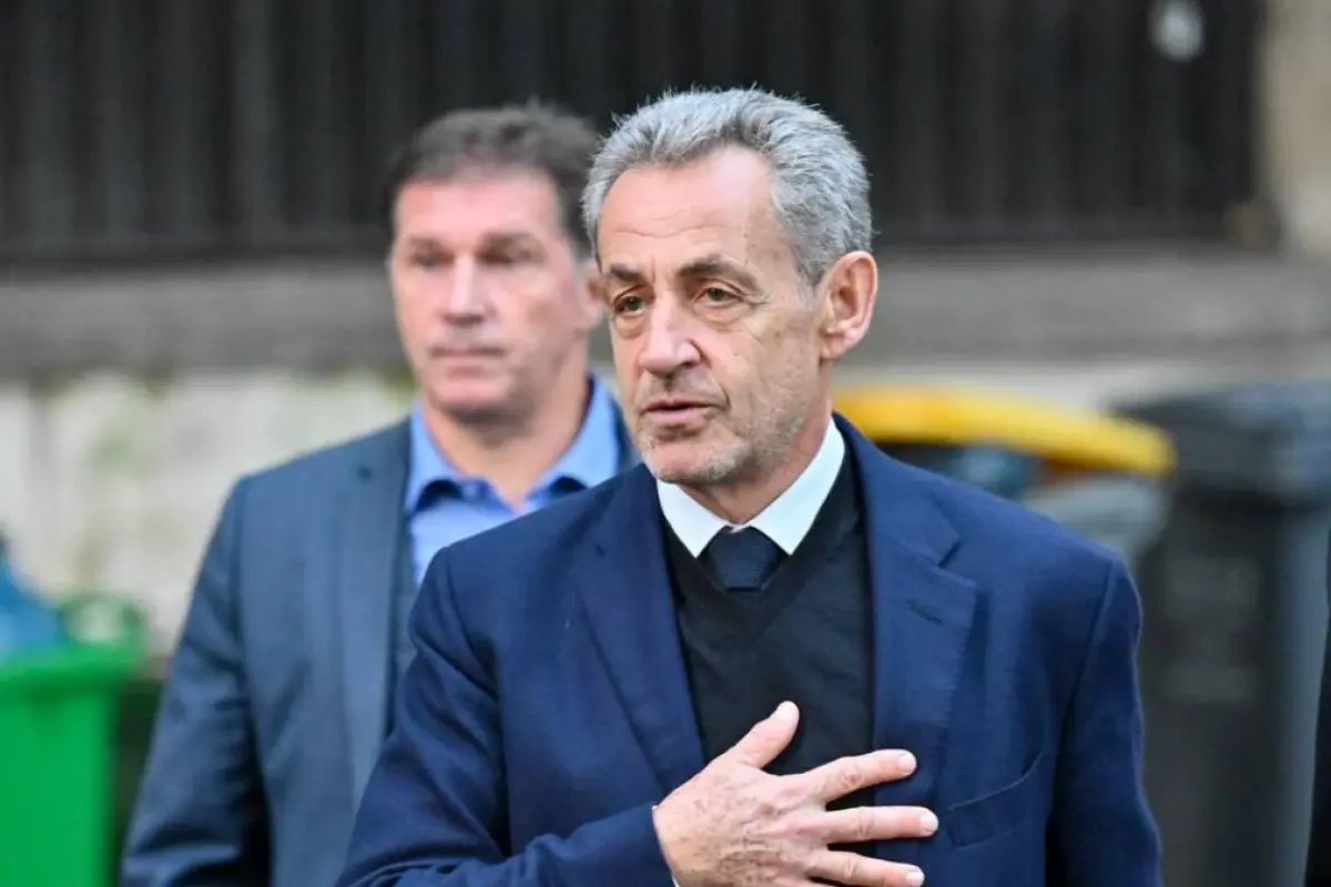 "Məhbusun gündəliyi" – Sarkozinin yeni kitabı satışa çıxır