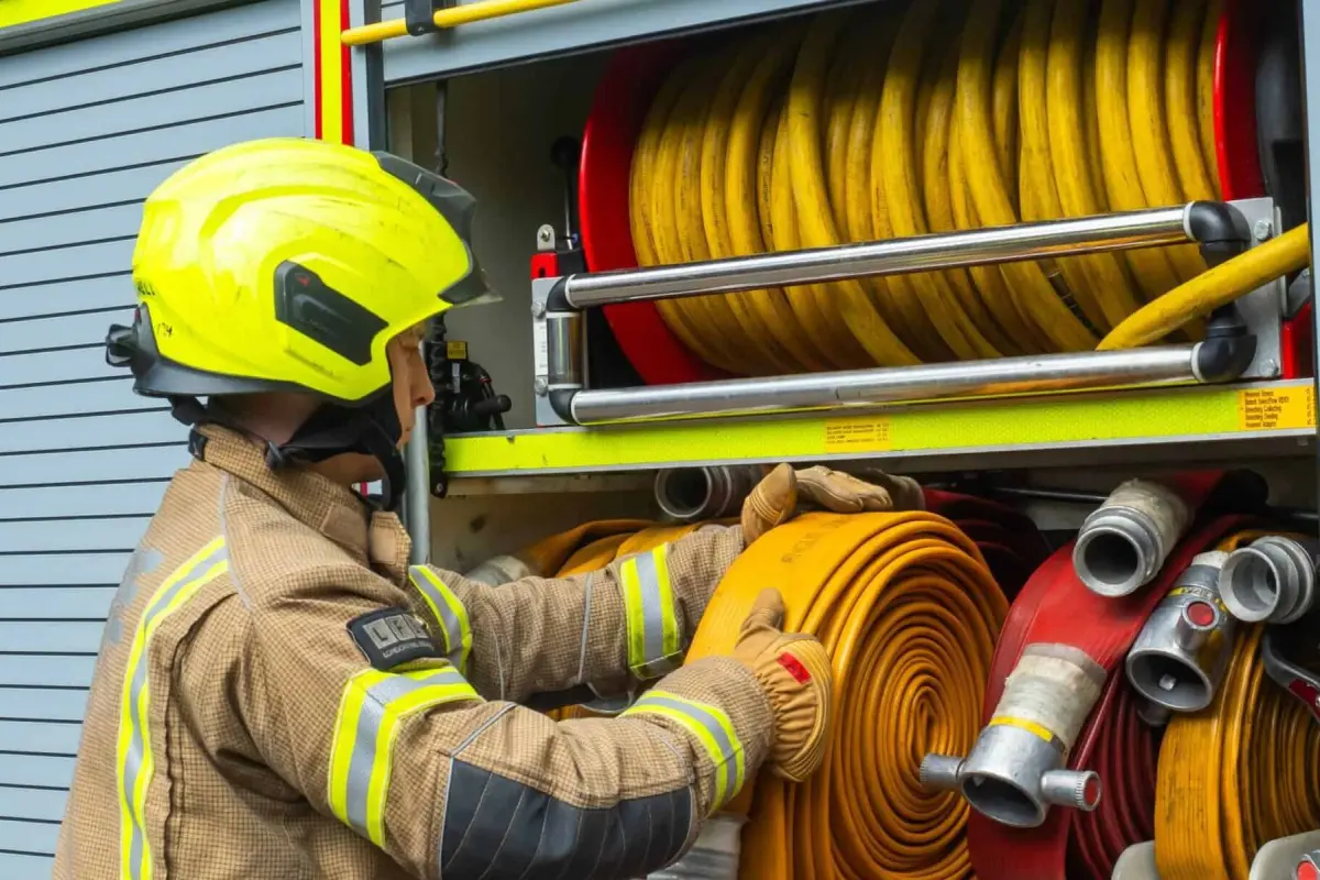 Nərimanovda ev yandı: Xəsarət alanlar var - Video - Yeniləndi