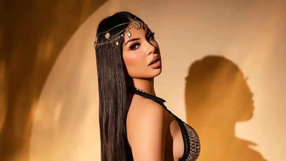 22 yaşlı müğənni güllələnərək öldürüldü - Foto 