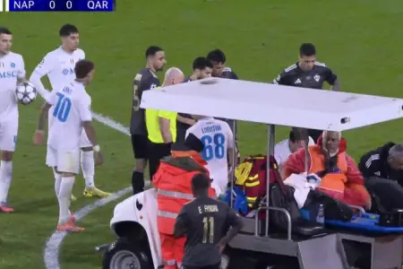 "Napoli" ilə oyunda gərgin anlar – "Qarabağ"ın futbolçusu huşunu itirdi