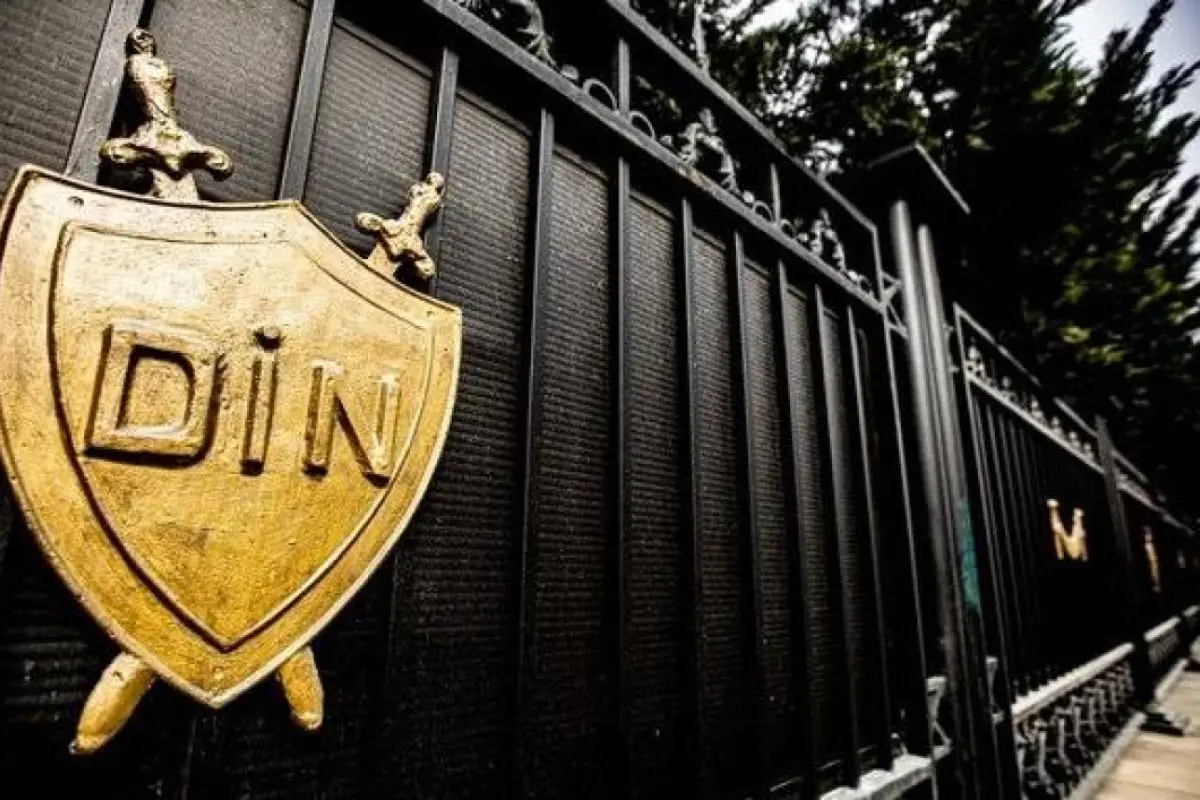 Bakıda SSRİ bayrağı qaldıranlar həbs edildi