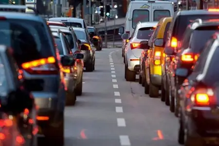 Sürücülərin nəzərinə! Bu yollarda tıxac var