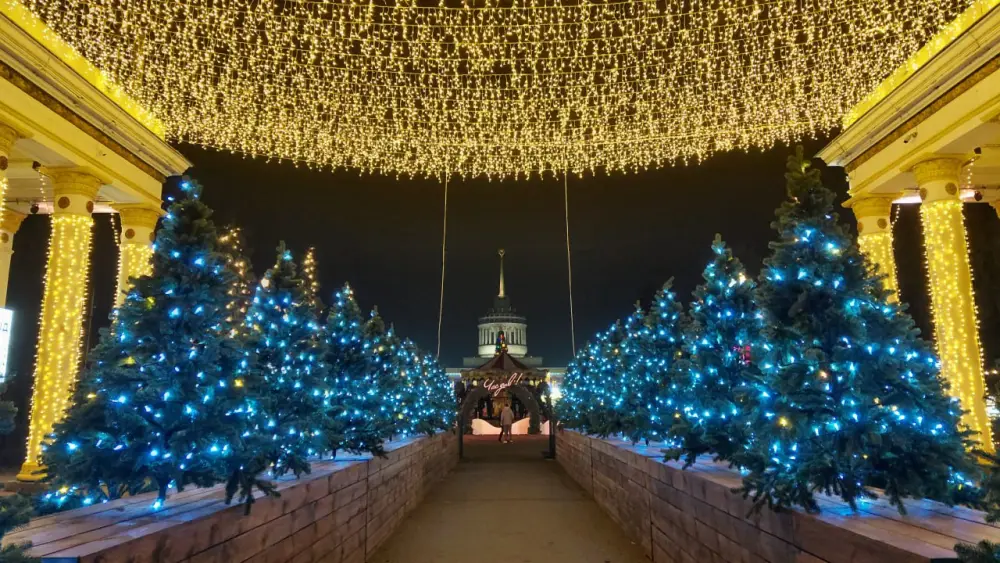 Kiyev Yeni ilə hazırlaşır: şəhər bayram libasına büründü – Fotolar